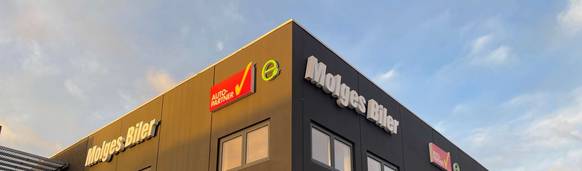 Molges Biler